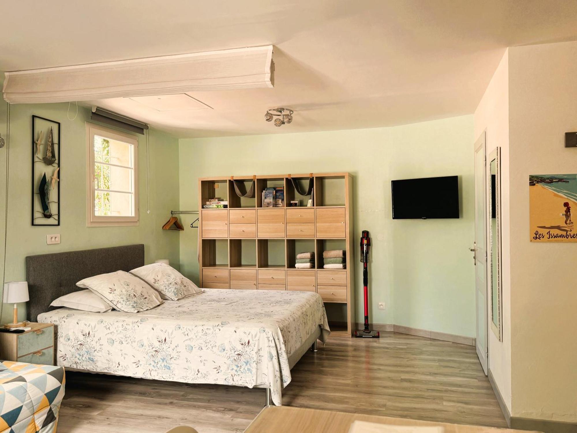2 Hebergements - 10 Couchages - Parking, Piscine, Jacuzzi - Convivialite รอกเกอบรูน-ซูร์-อาร์ฌ็องส์ ภายนอก รูปภาพ